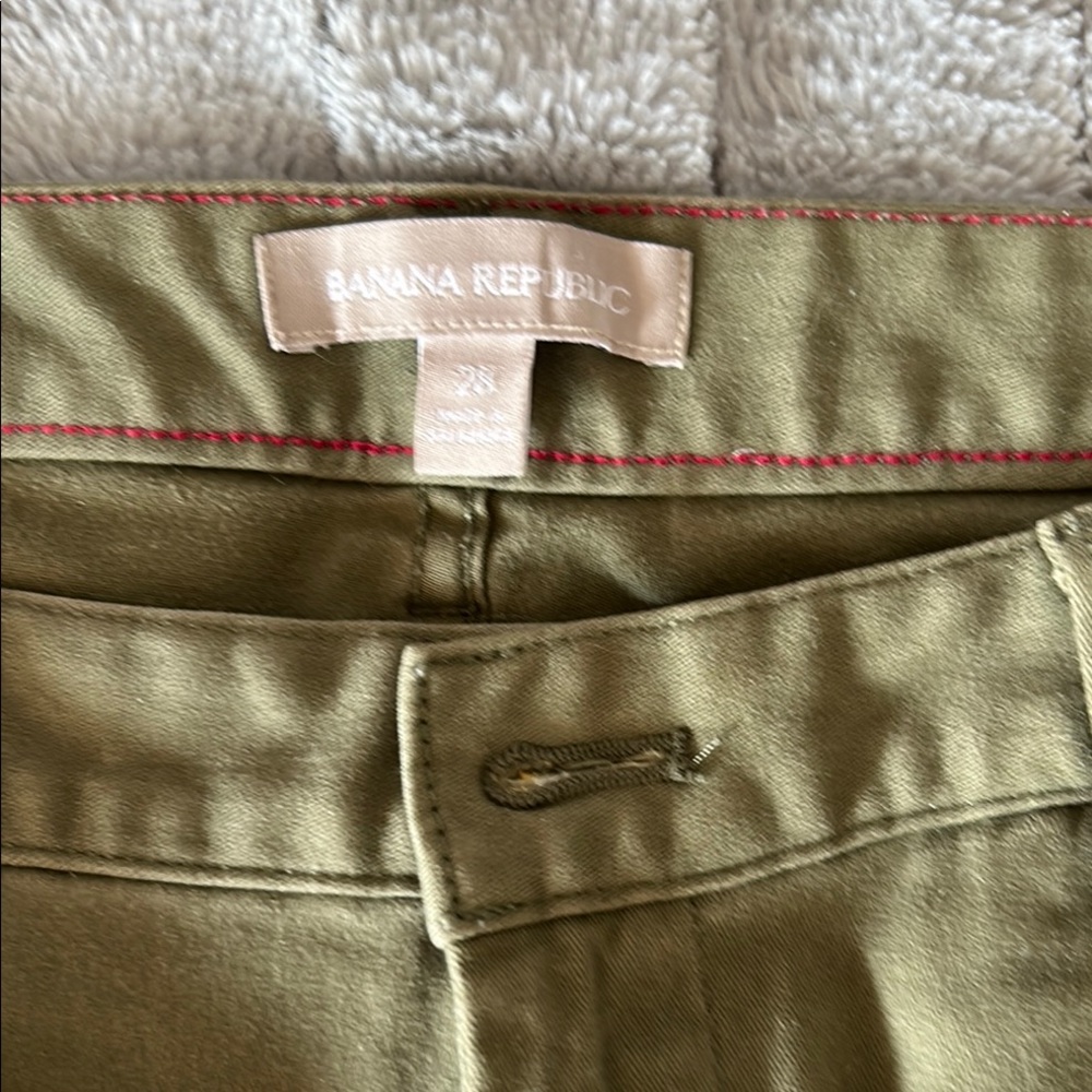 Banana Republic Green Jeans Stylish Comfortable Versatile